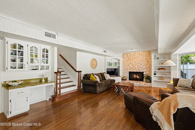 350 Amberjack Place E, Melbourne Beach, FL 32951