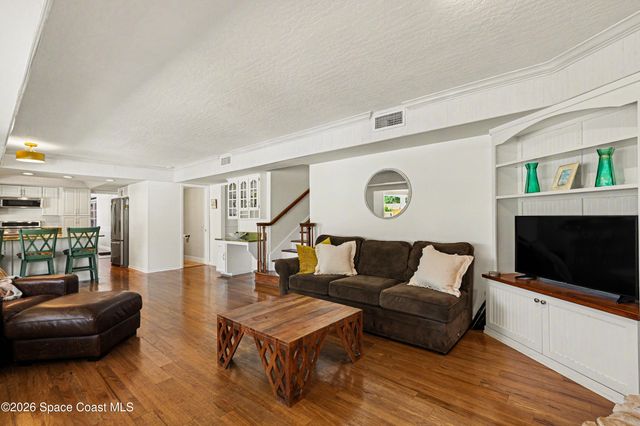 350 Amberjack Place E, Melbourne Beach, FL 32951