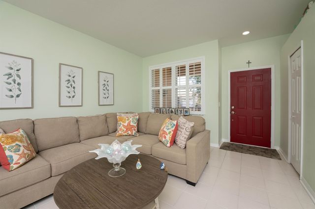 520 NW Galatone Court, Port St Lucie, FL 34986