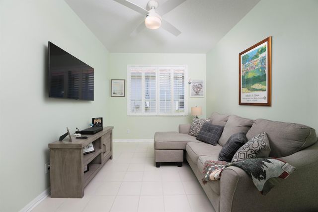 520 NW Galatone Court, Port St Lucie, FL 34986