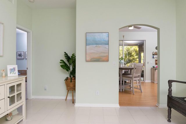 520 NW Galatone Court, Port St Lucie, FL 34986