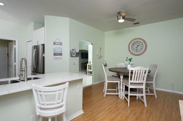 520 NW Galatone Court, Port St Lucie, FL 34986