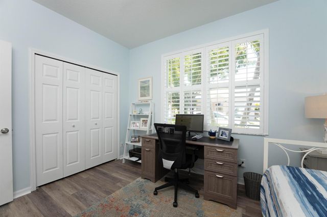 520 NW Galatone Court, Port St Lucie, FL 34986