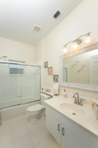 520 NW Galatone Court, Port St Lucie, FL 34986