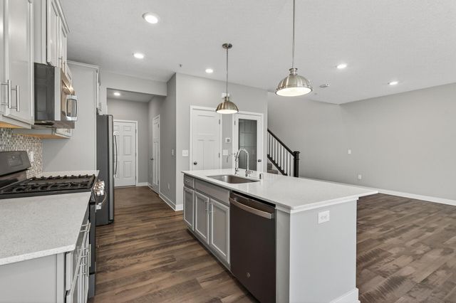 7265 Zircon Court N, Maple Grove, MN 55311