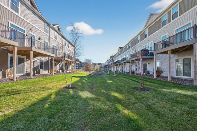 7265 Zircon Court N, Maple Grove, MN 55311