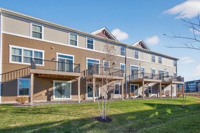 7265 Zircon Court N, Maple Grove, MN 55311