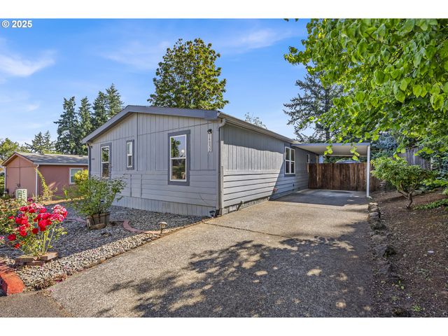 14952 S BLUE VISTA Dr, Oregon City, OR 97045