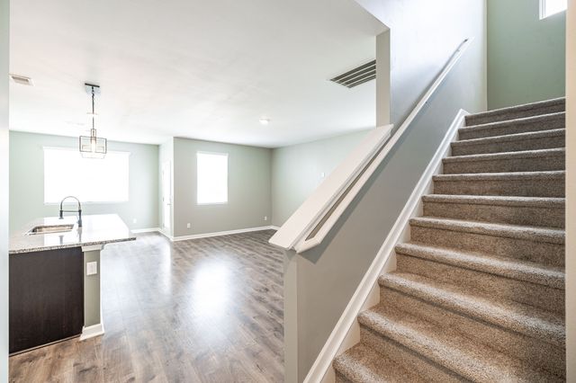 1168 Barry Baker Ln, White House, TN 37188