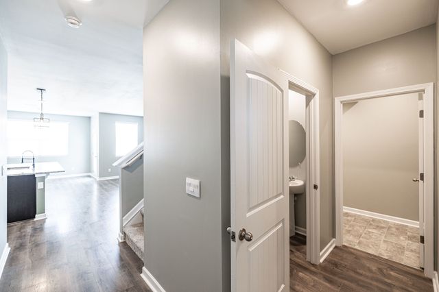 1168 Barry Baker Ln, White House, TN 37188