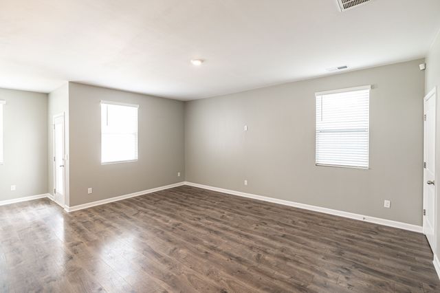 1168 Barry Baker Ln, White House, TN 37188