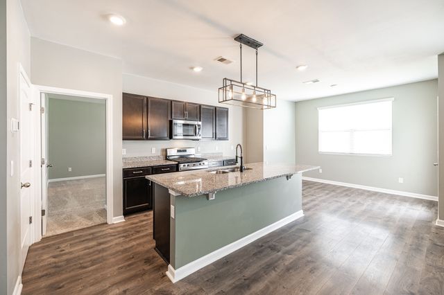 1168 Barry Baker Ln, White House, TN 37188