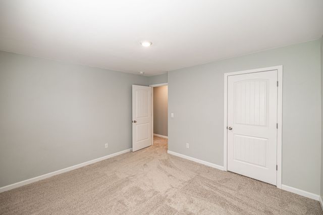 1168 Barry Baker Ln, White House, TN 37188