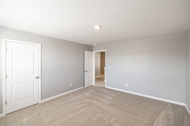1168 Barry Baker Ln, White House, TN 37188