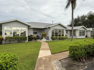 14676 Canalview Drive A, Delray Beach, FL 33484