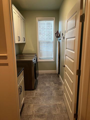 602 Lake Reserve Cv, Hermitage, TN 37076