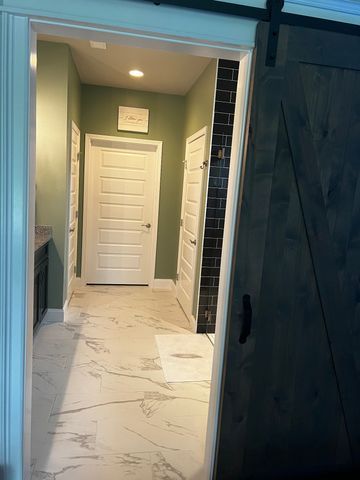 602 Lake Reserve Cv, Hermitage, TN 37076