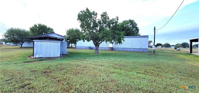 406 W Denver Avenue, Seadrift, TX 77983