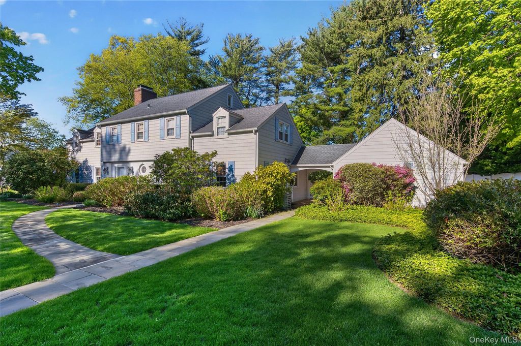 21 Weir Lane, Locust Valley, NY 11560 — photo 2