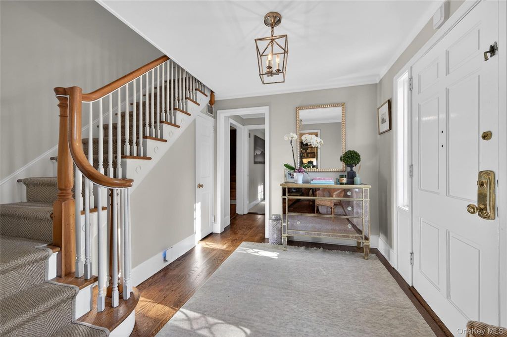 21 Weir Lane, Locust Valley, NY 11560 — photo 3