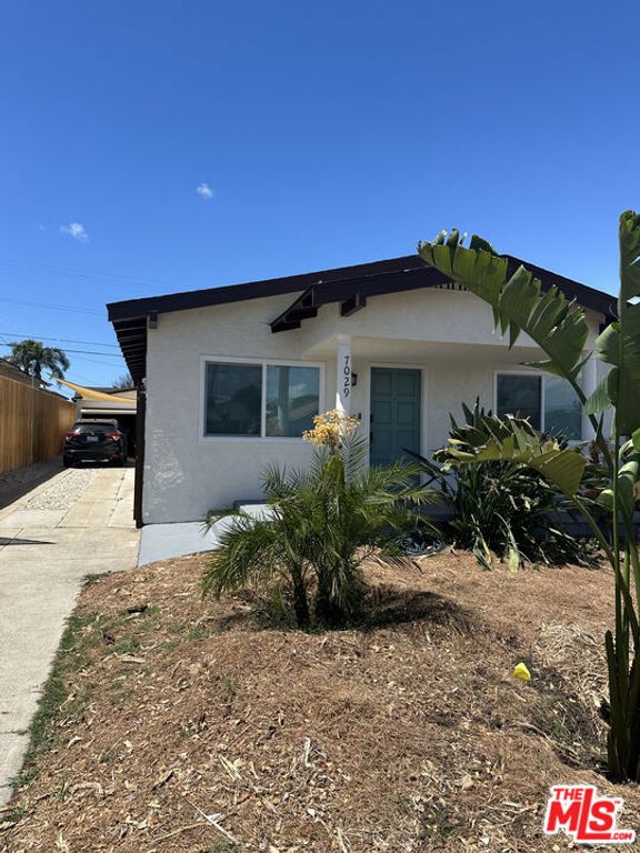 7029 4th Avenue, Los Angeles, CA 90043