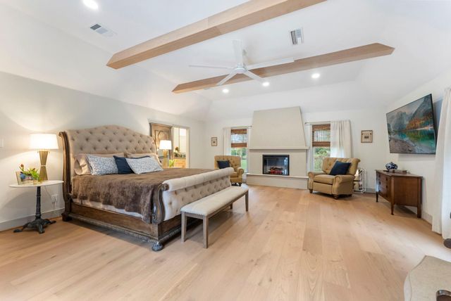 15585 Bedford Lane, Conroe, TX 77384