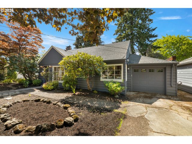 7939 Sw 11TH Ave, Portland, OR 97219