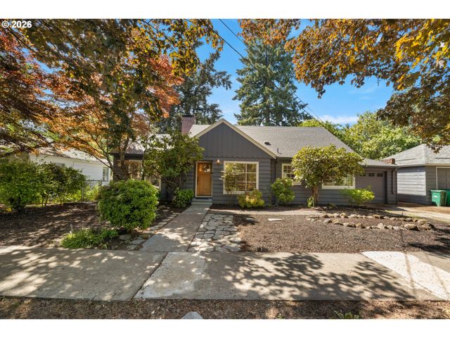 7939 Sw 11TH Ave, Portland, OR 97219