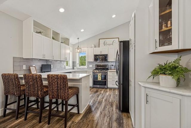 16902 Wilderness Trail SE, Prior Lake, MN 55372