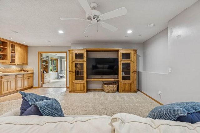 16902 Wilderness Trail SE, Prior Lake, MN 55372