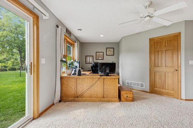 16902 Wilderness Trail SE, Prior Lake, MN 55372