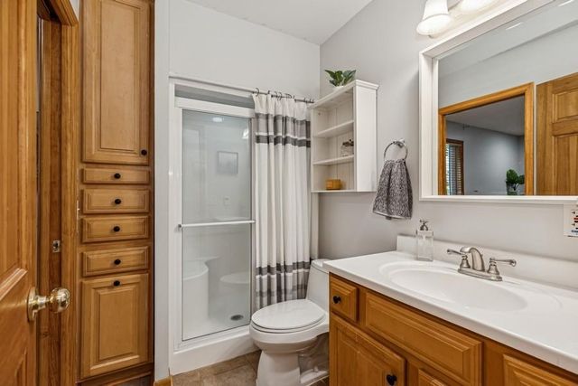 16902 Wilderness Trail SE, Prior Lake, MN 55372