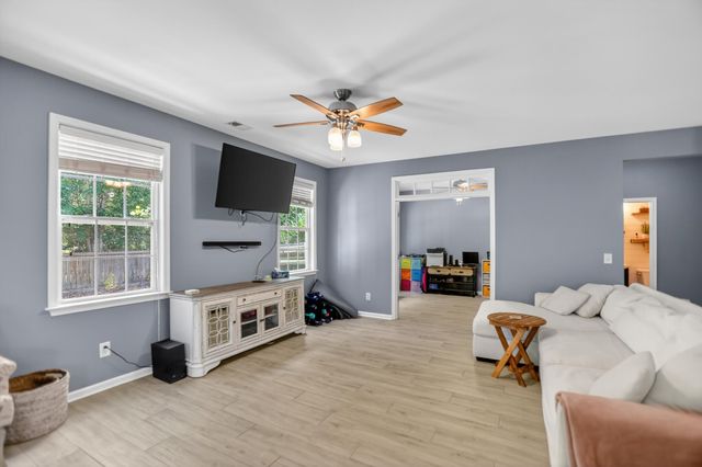 502 Fellers Court, Goose Creek, SC 29445