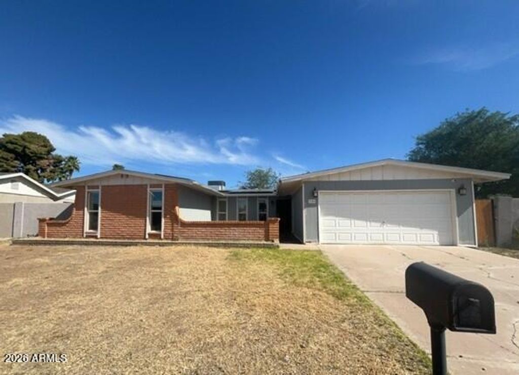 3656 W WINDROSE Drive, Phoenix, AZ 85029