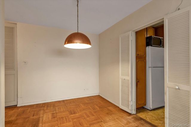 66-36 Yellowstone Boulevard 18H, Forest Hills, NY 11375