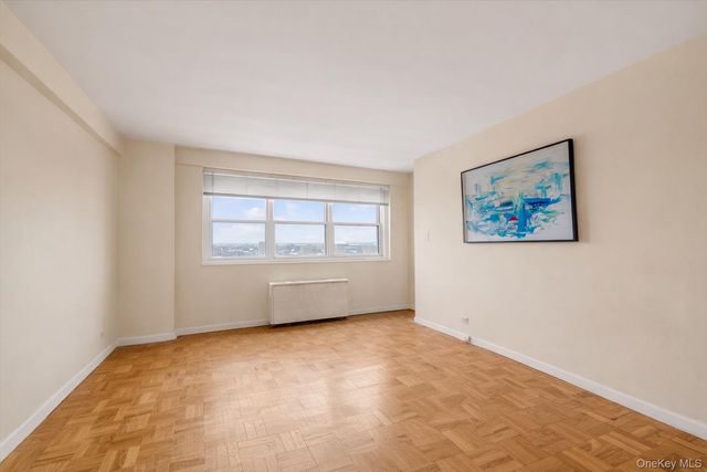 66-36 Yellowstone Boulevard 18H, Forest Hills, NY 11375