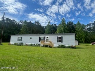 208 Fulcher Landing Road, Sneads Ferry, NC 28460