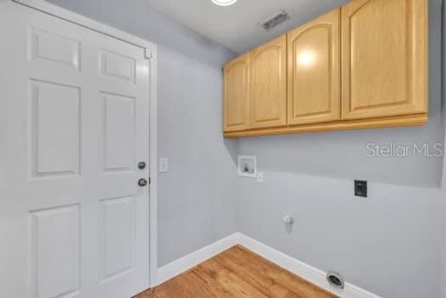 1913 MAGIES COURT, Oviedo, FL 32766