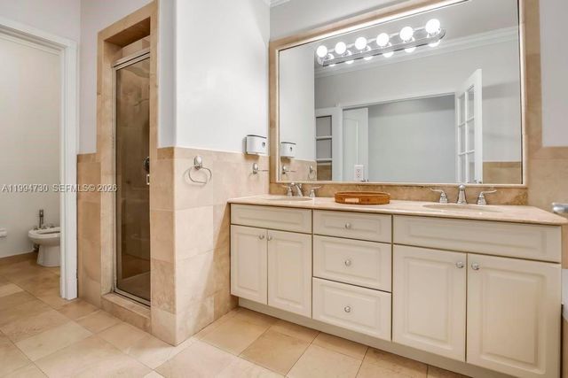 2841 Day Ave 2841, Miami, FL 33133