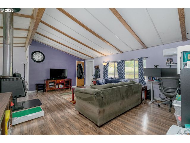 29795 Se GRUBER Rd, Estacada, OR 97023