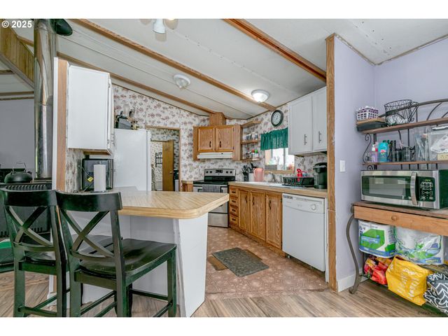 29795 Se GRUBER Rd, Estacada, OR 97023