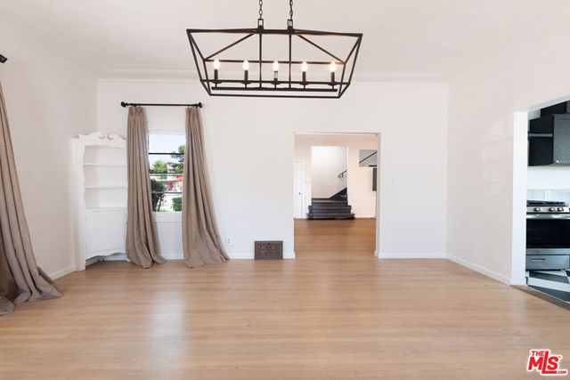 1010 S Point View, Los Angeles, CA 90035