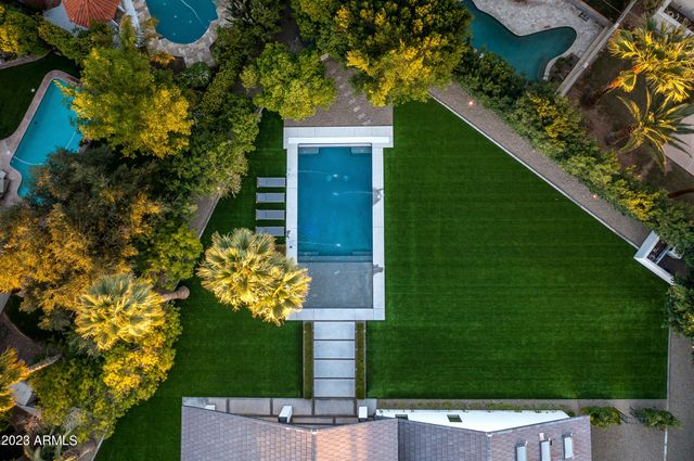 8144 E DEL BARQUERO Drive, Scottsdale, AZ 85258