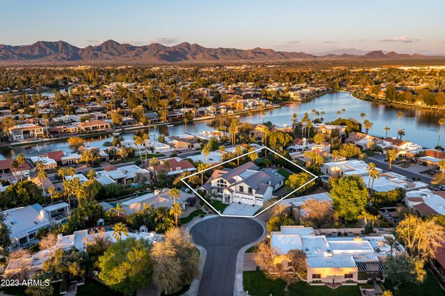 8144 E DEL BARQUERO Drive, Scottsdale, AZ 85258