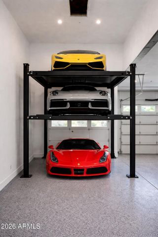 8144 E DEL BARQUERO Drive, Scottsdale, AZ 85258