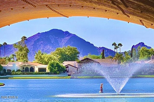 8144 E DEL BARQUERO Drive, Scottsdale, AZ 85258