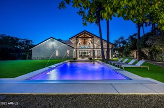 8144 E DEL BARQUERO Drive, Scottsdale, AZ 85258