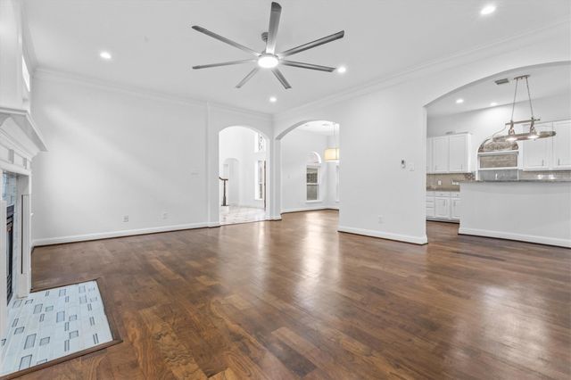 1420 Asbury Street, Houston, TX 77007