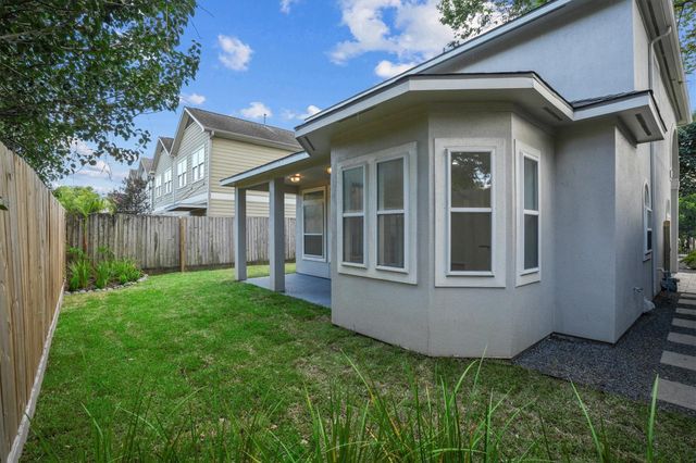 1420 Asbury Street, Houston, TX 77007