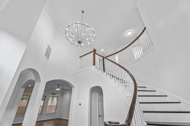 1420 Asbury Street, Houston, TX 77007